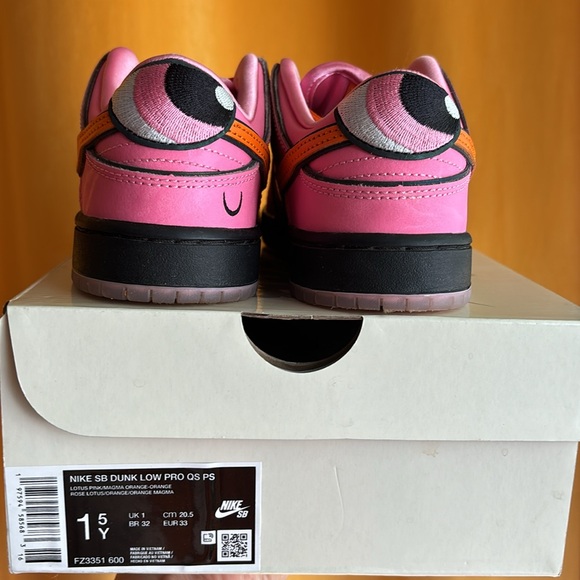 Nike SB Dunk Low "The Powerpuff Girls Blossom" 1.5 Y - Picture 15 of 16